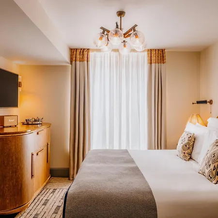 Redchurch Townhouse 5*