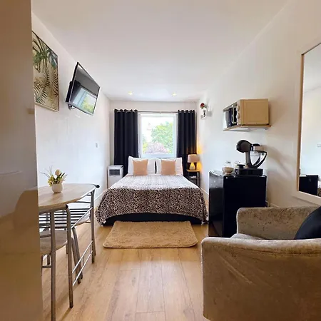 Chanel Ensuite Double Homestay *