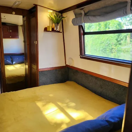 Comfy Canal Boat In Little Venice For Family & Friends * London