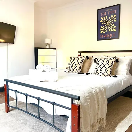 2 Bed Apartment- Camden Town
