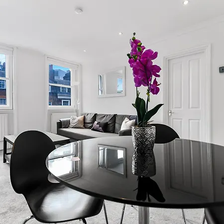 1 Bed Apartment- Marble Arch 5 Apartment *