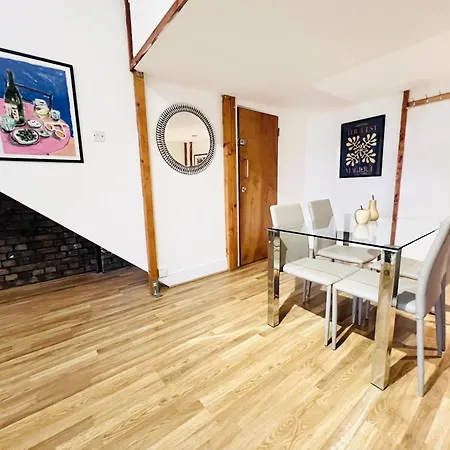 2 Bed Garden Flat- Highgate Apartment *