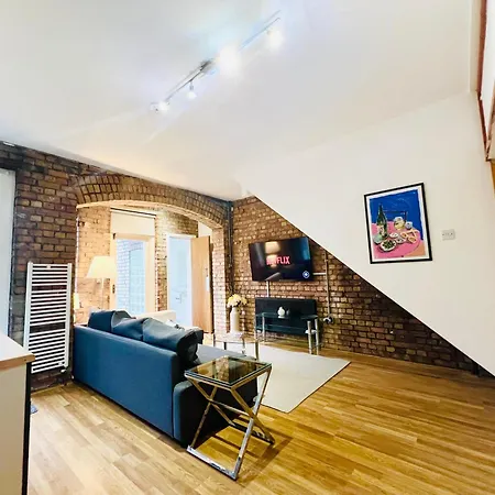Apartment 2 Bed Garden Flat- Highgate