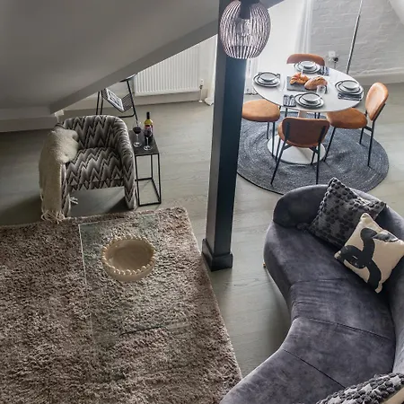 Mayfair Loft Apartment! London