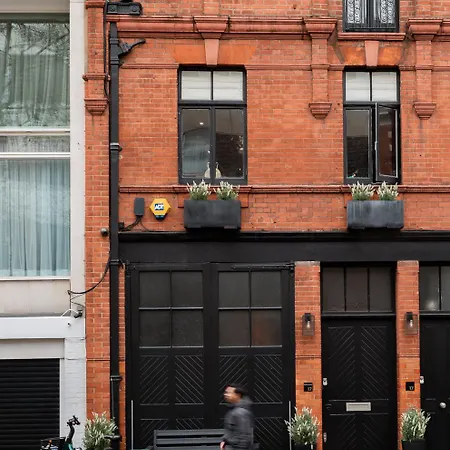 Mayfair Loft Apartment! London