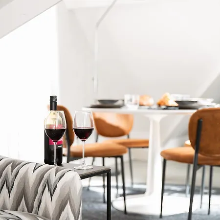 Mayfair Loft Apartment! * London