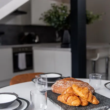 Mayfair Loft Apartment!