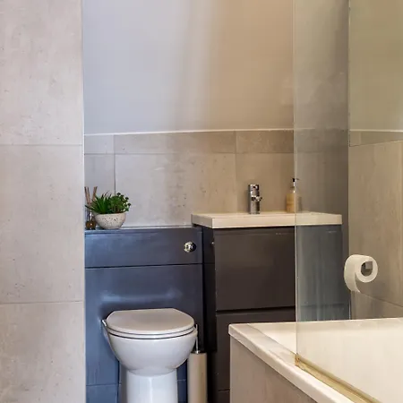 Apartment Mayfair Loft Apartment!