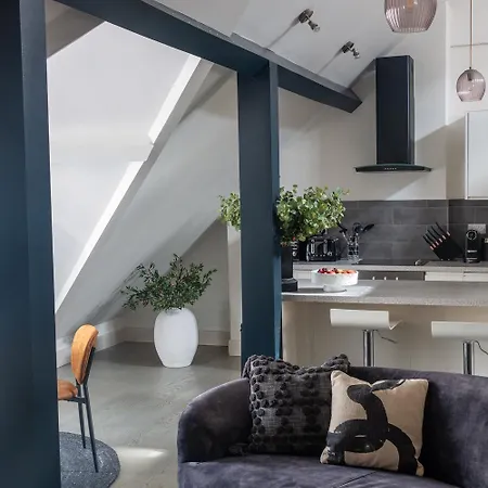 Mayfair Loft Apartment! Apartment *