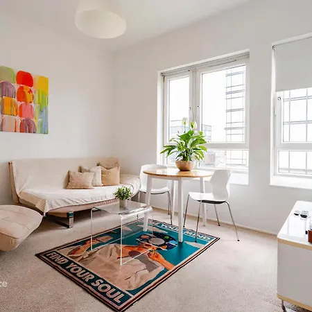 2bd With View - 5 Sleeps - Old St דירה *