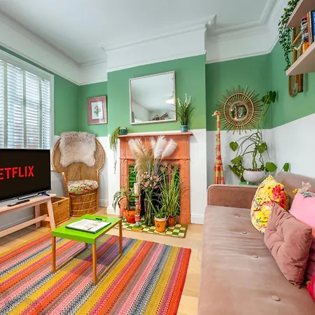 Apartment Claremont B - *