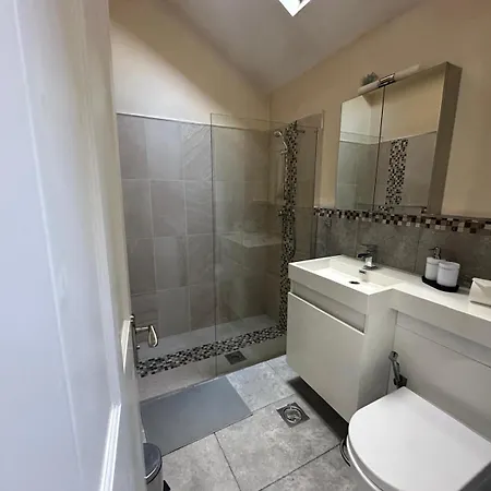 Holiday home Luxurious Living 4 Bedroom