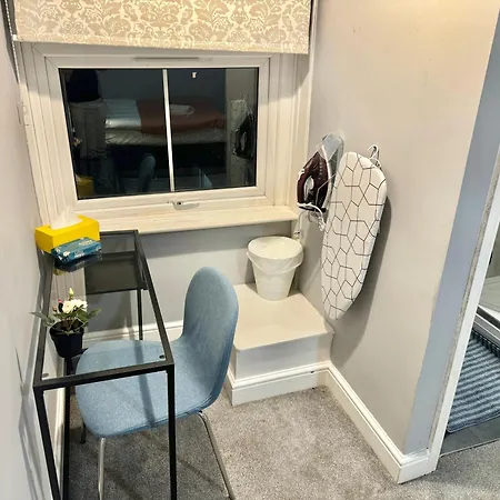 Modern En-suite By Finsbury Park Station 8 Mins To King's Cross By Tube לונדון