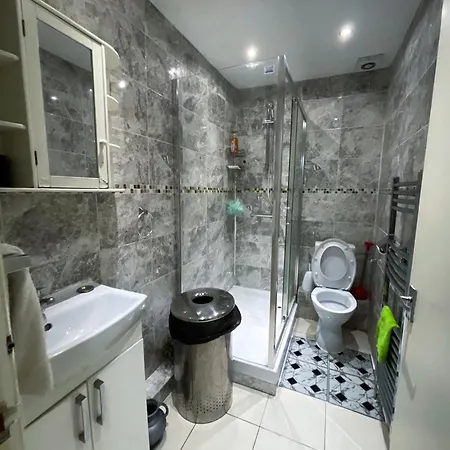 At Kilburn, Seconds Away From Tube Station * London