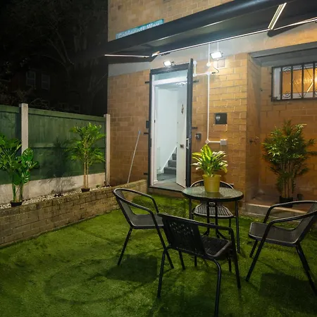 Millfield Park Serviced Hackney * London