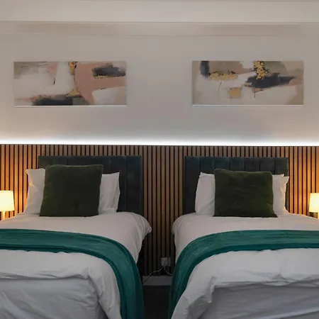 Millfield Park Serviced Hackney *