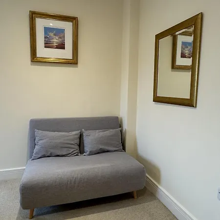 Two Bed Flat In Wimbledon Londres