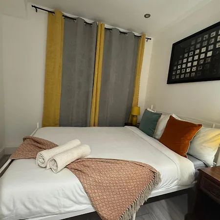 Clapham Familly Apartment *