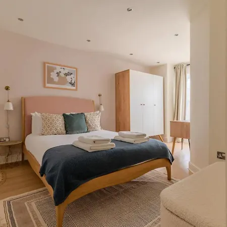 Peacefully Set 2br Near Beautiful Dulwich Park Apartment London