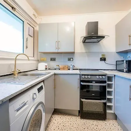 Beautiful 3-bed House-the Centre London