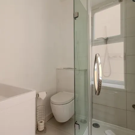 Peacefully Set 2br Near Beautiful Dulwich Park Apartment