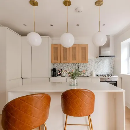 Apartment Peacefully Set 2br Near Beautiful Dulwich Park London