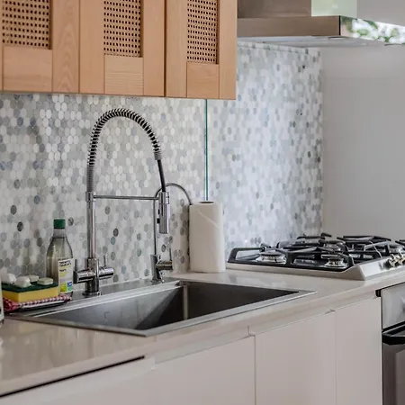 Apartment Peacefully Set 2br Near Beautiful Dulwich Park London