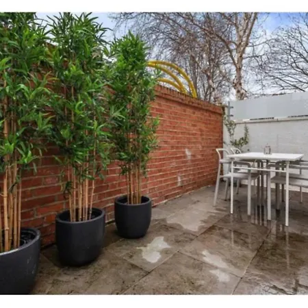 Richmond Maisonette 3 Bed, 2 Bath & Garden Terrace