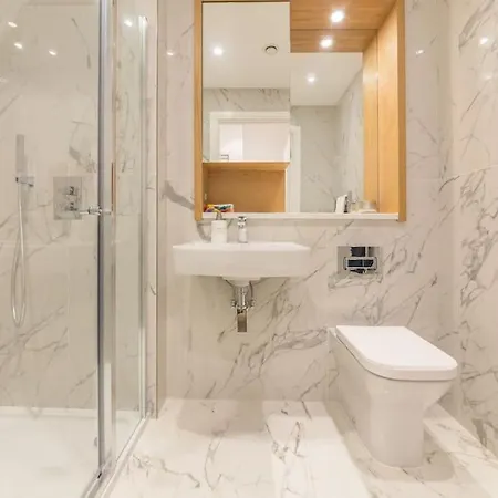 Luxury In * London