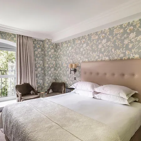 Отель The Petersham Ричмонд