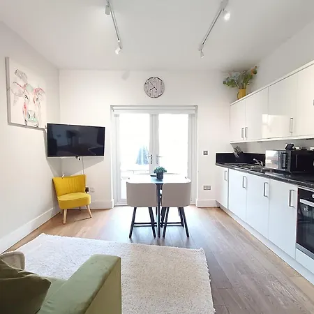 Apartment Roof Terrace 2bed Camden Free Wifi