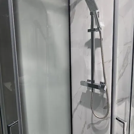 Luxury Flat Paddington شقة