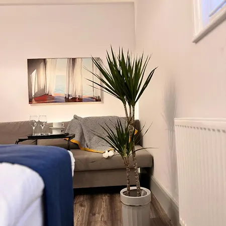 Camden Luxury Flats And En-suit *