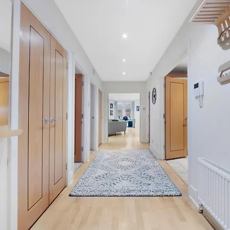 Apartment Farringdon Penthouse Spacious 3 Bedroom 2 Bath London