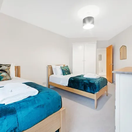 Apartment Farringdon Penthouse Spacious 3 Bedroom 2 Bath London