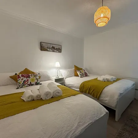 Stylish Entire With Private Garden In Camden, Apartamento