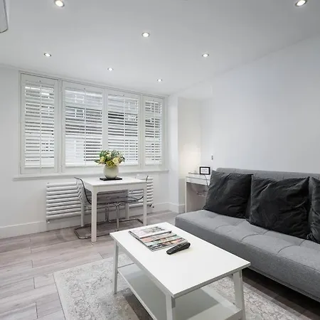 Nell Gwynn House One-bedroom Chelsea Ngh244 *