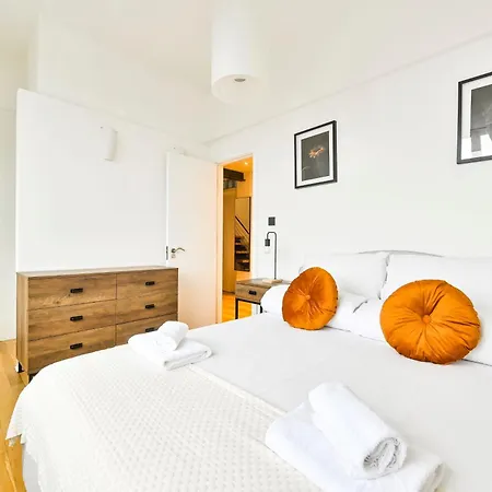 Apartment Light And Airy London