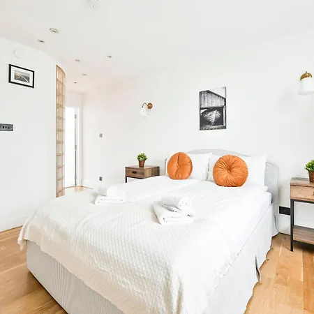 Light And Airy London