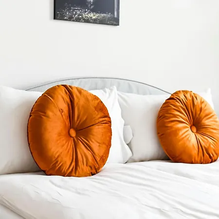 Light And Airy *