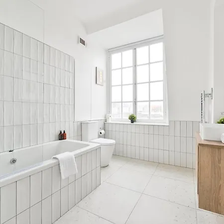Light And Airy *