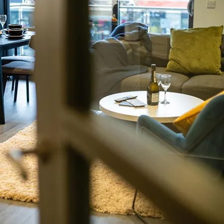 2bd In Whitechapel, London