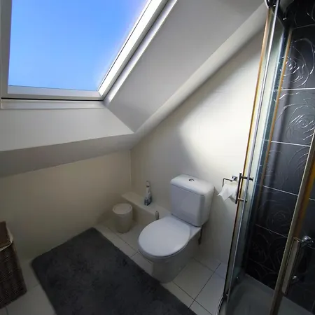 Homestay Peaceful Double Bromley