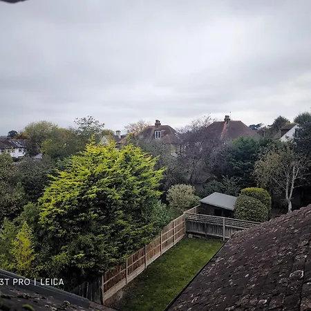 Peaceful Double Bromley