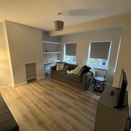 Comfortable 2 Bedroom, 1 Bathroom, West London Flat Apartment Greenford (Greater London)