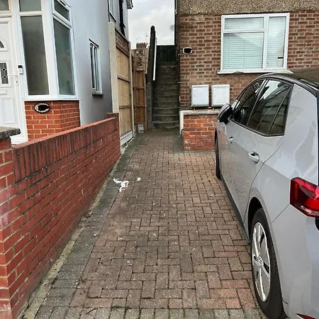 Apartment Comfortable 2 Bedroom, 1 Bathroom, West London Flat Greenford (Greater London)