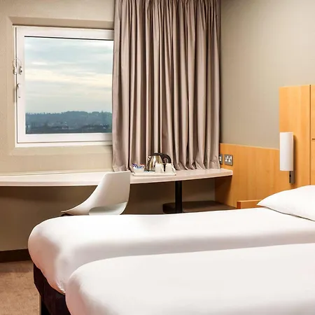Ibis Wembley 3*