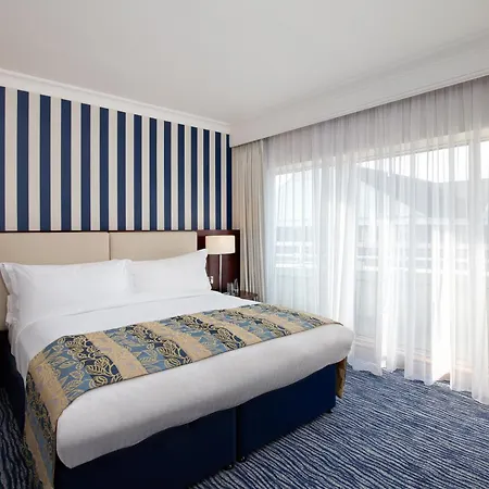 Hotel The Chelsea Harbour And 5*