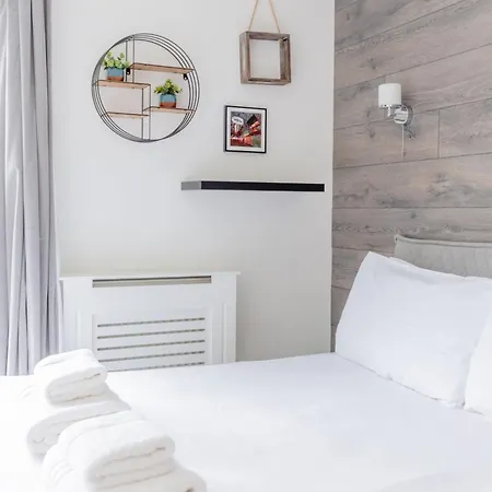 Apartment Bright 2 Bedroom Flat In Lambeth With Balcony