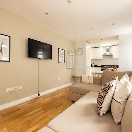 The Queenstown Apartment